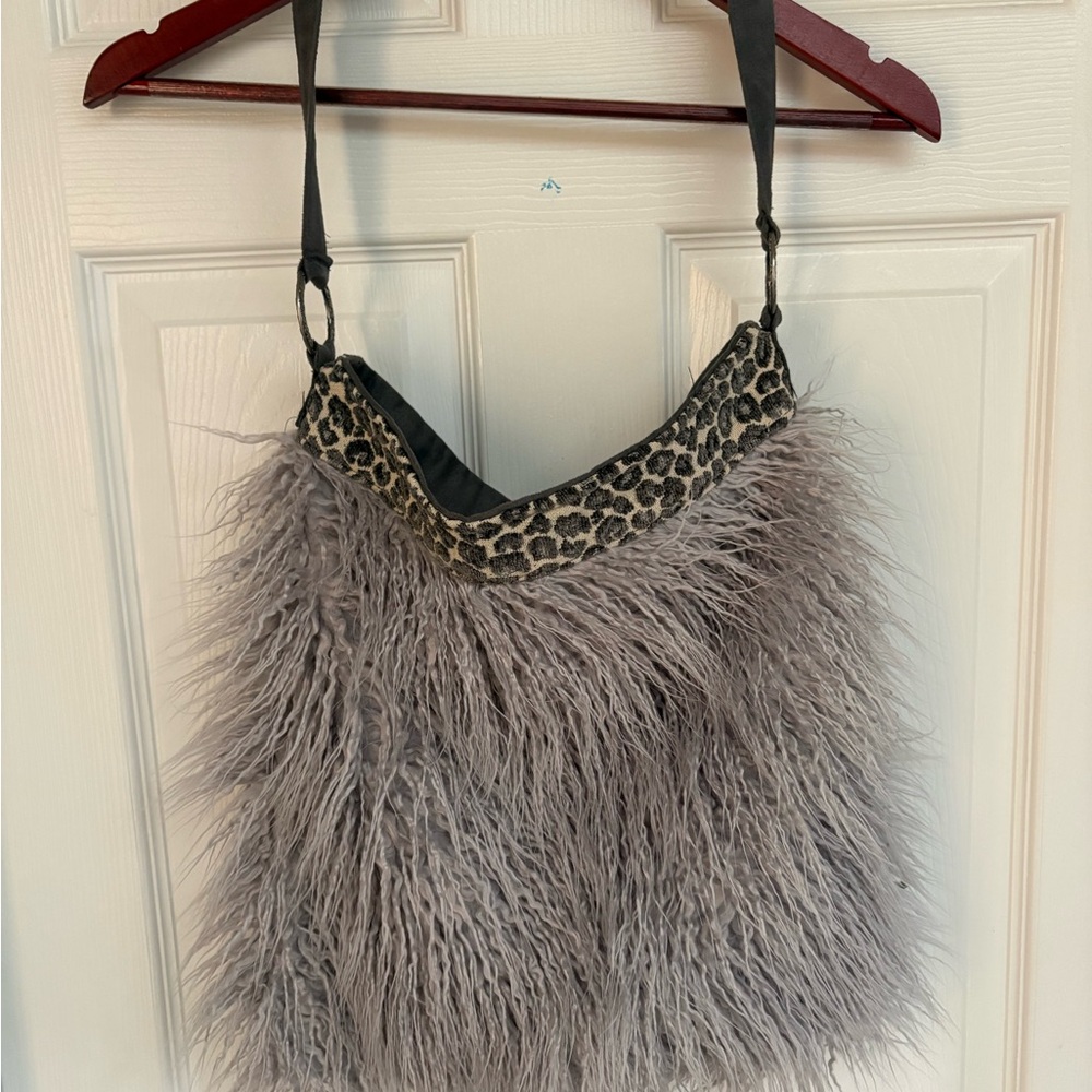 Atenti boho shaggy llama bag